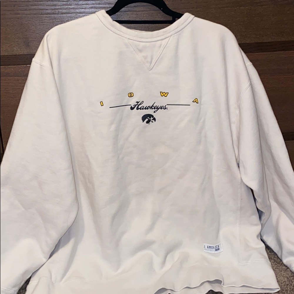 Older Iowa Hawkeyes Sweatshirt!